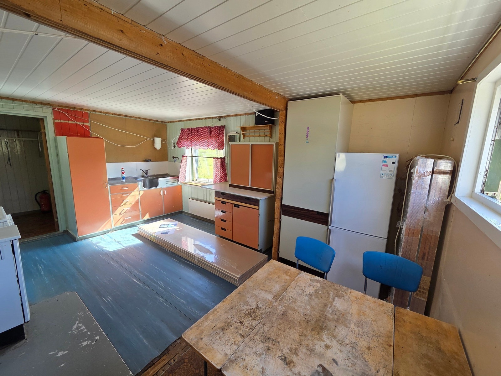 Kjøkken og spisegruppe Galleribilde