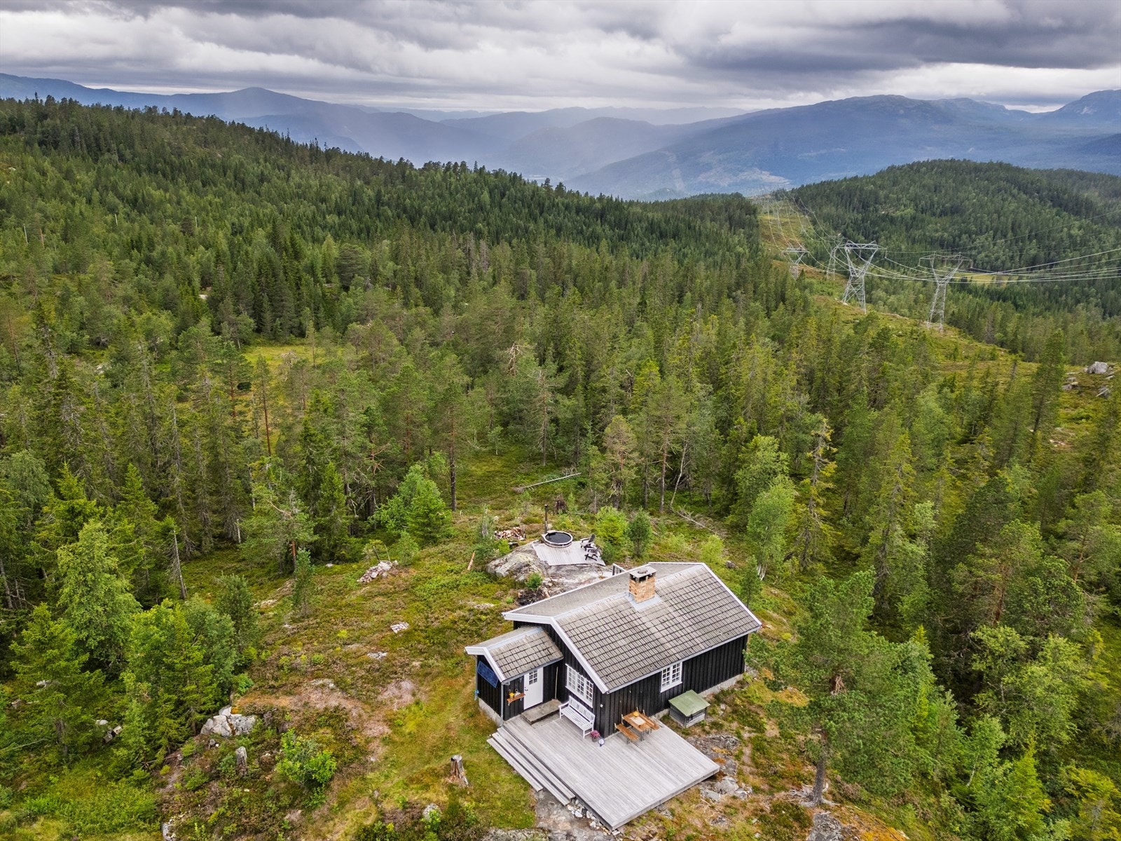 Hytta ligger 630 moh. Galleribilde