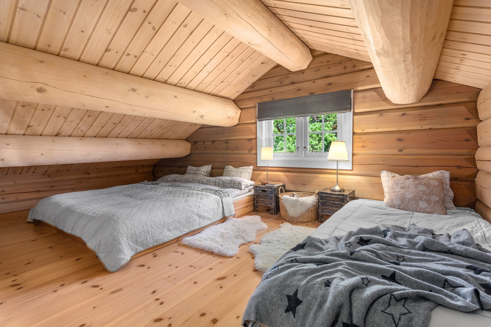 Hems med soveplass for den som måtte ønske det. Galleribilde