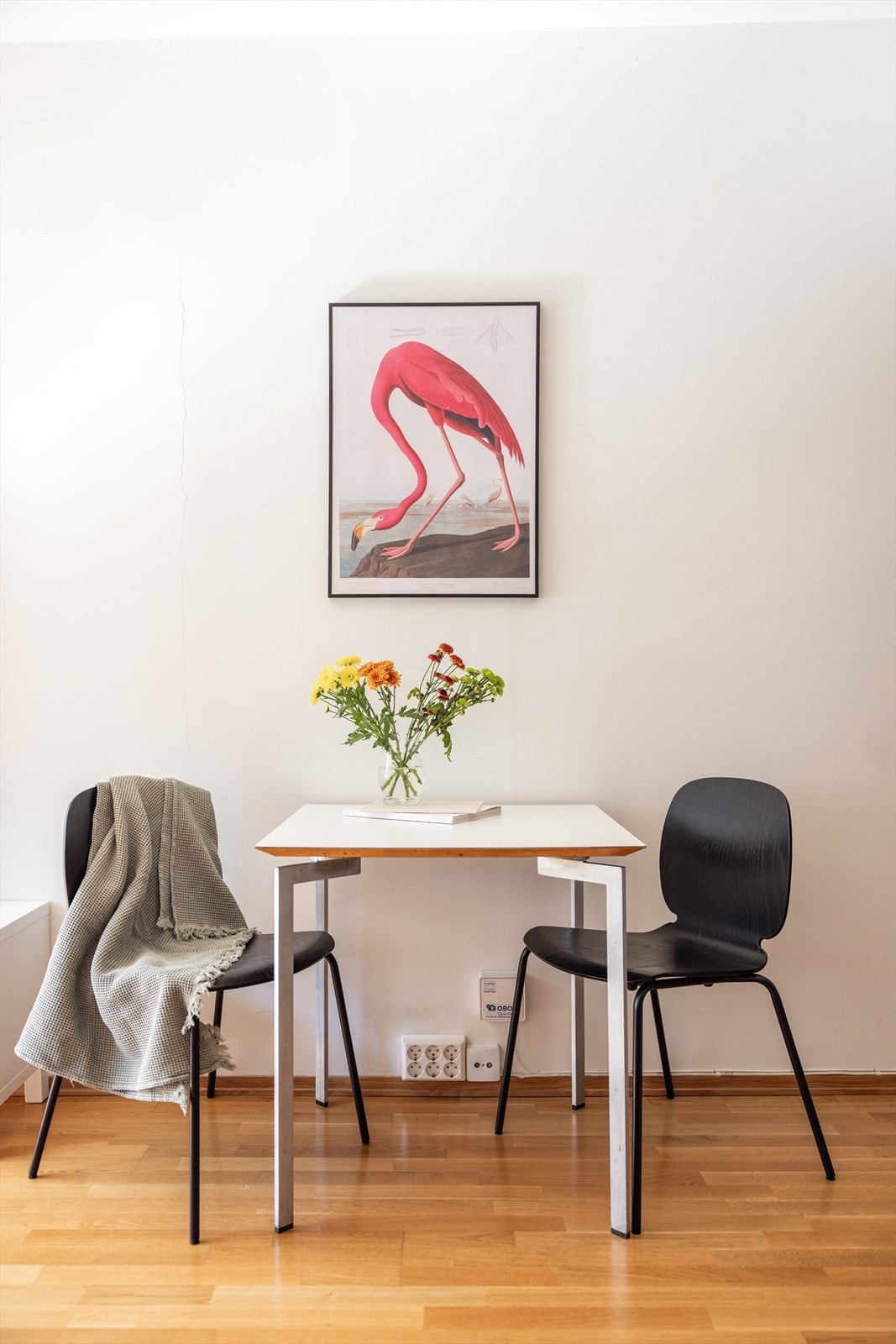 Plass til spisebord - inviterer til hyggelige middager her! Galleribilde