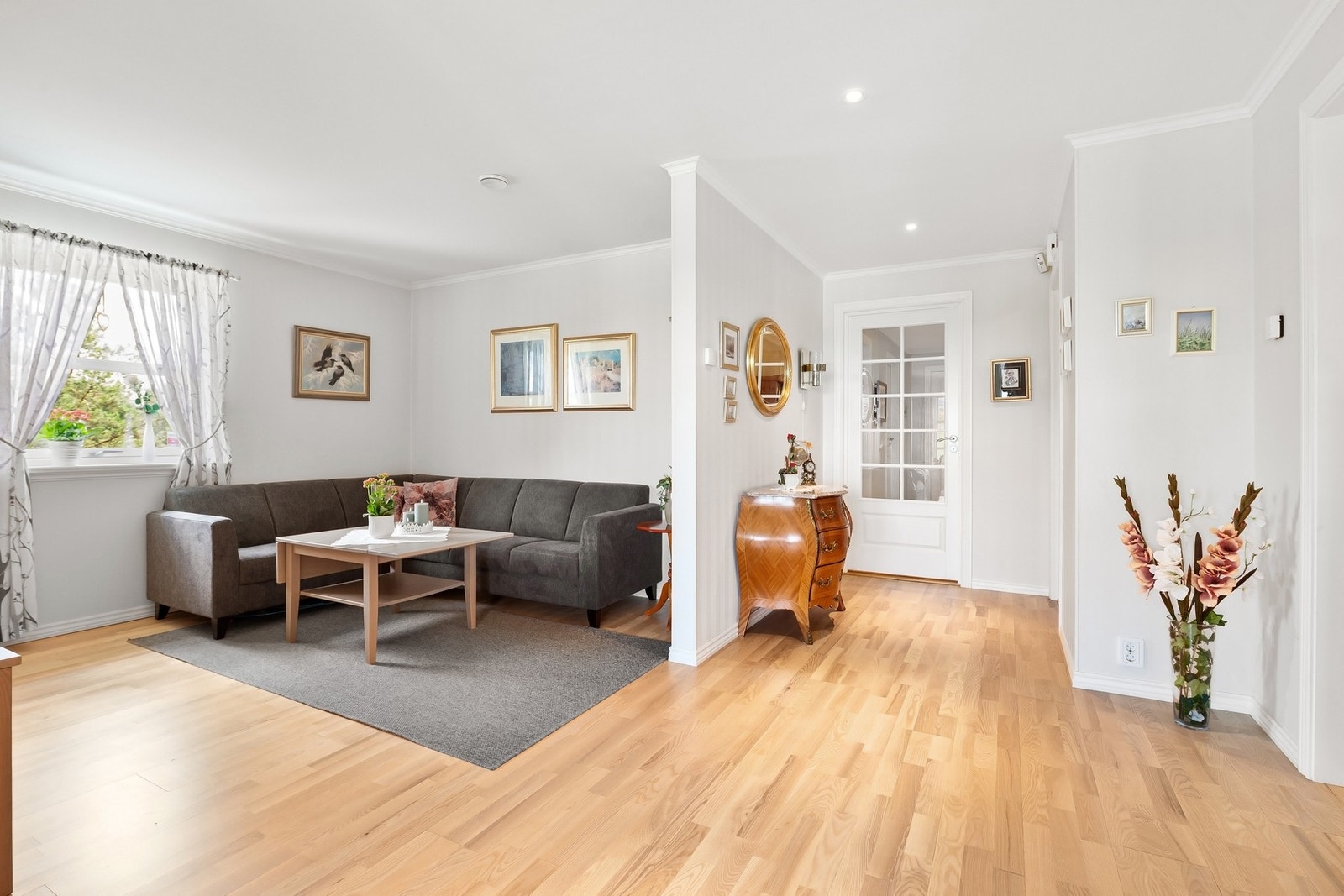 Egen tv-stue hvor man kan trekke seg tilbake. Galleribilde