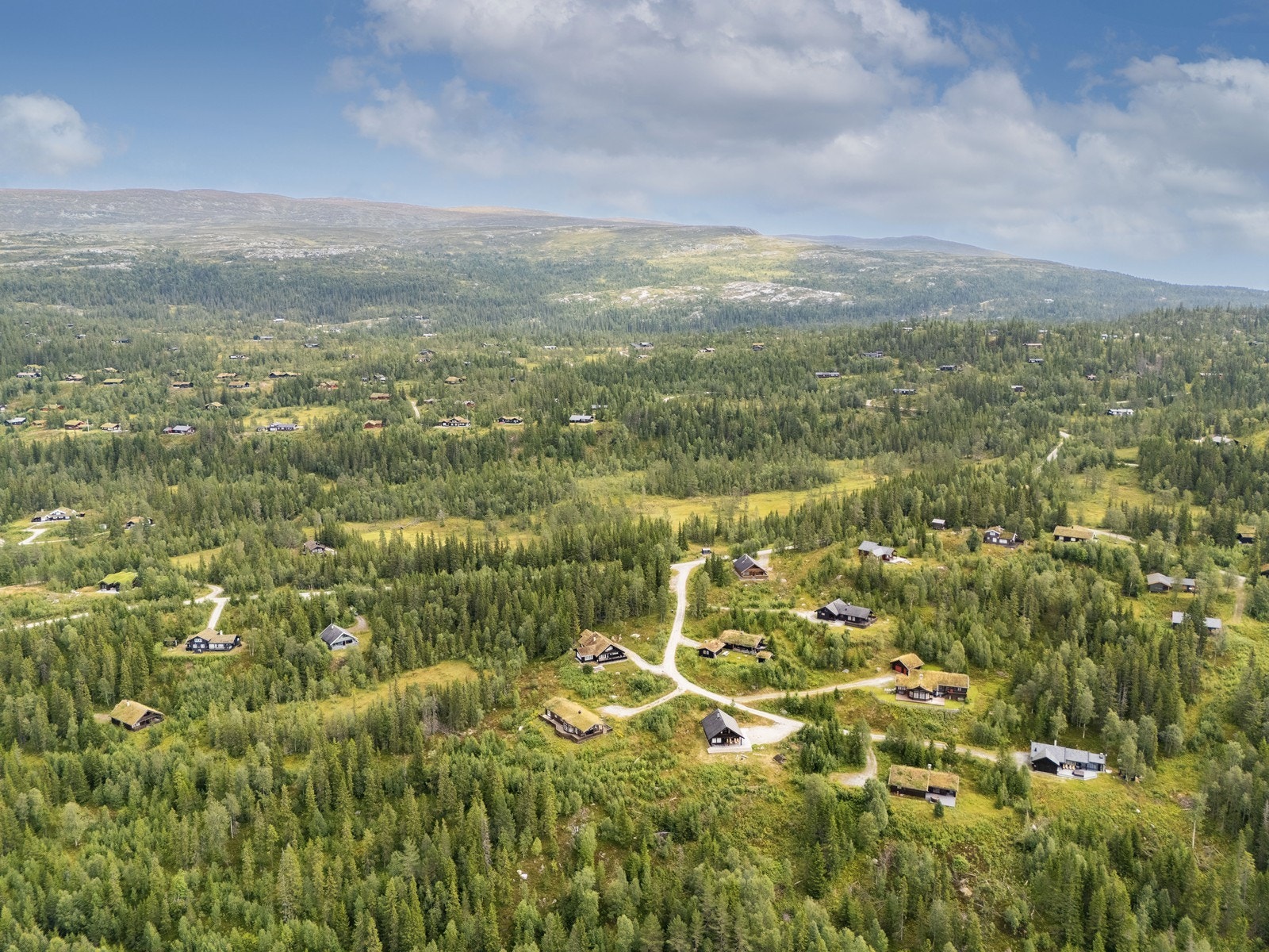 Fra hytta er det nærhet til både skitrekk på Tempelseter samt Haglebu alpinanlegg og Norefjell Alpinsenter. Galleribilde
