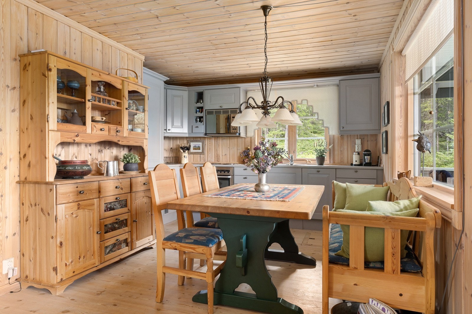 Åpen stue-/kjøkkenløsning. Galleribilde