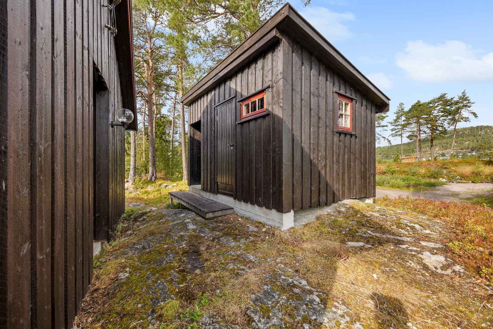 Uthus - 10 kvm. Oppført i 1994. Galleribilde