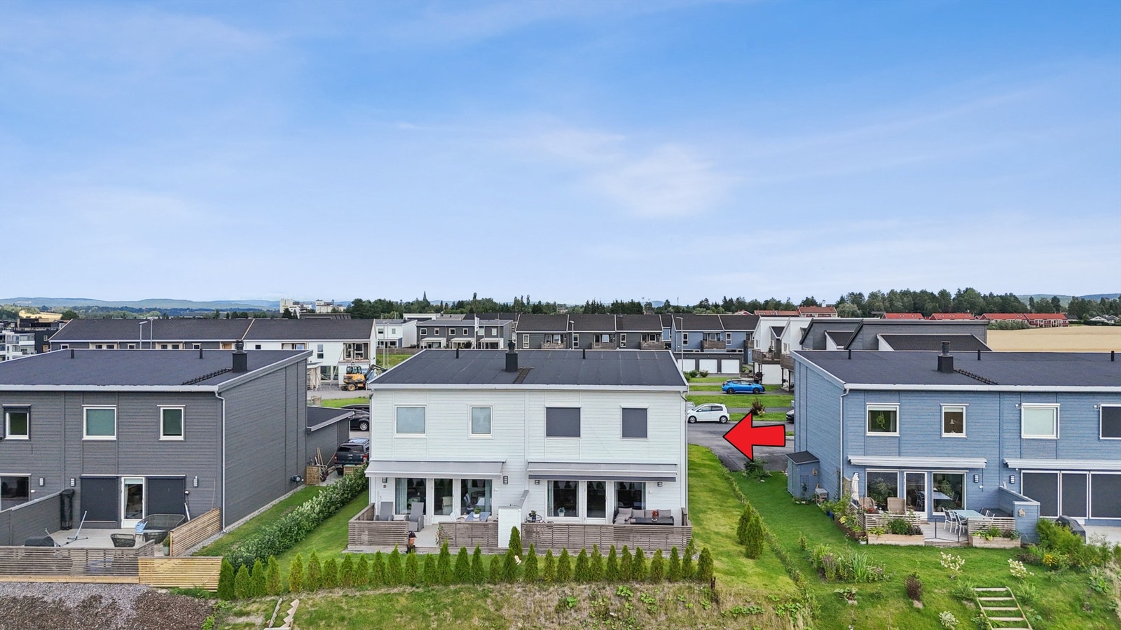 Velkommen til Drognesjordet 51 i et veletablert og barnevennlig boligområde med gangavstand til Årnes sentrum. Galleribilde