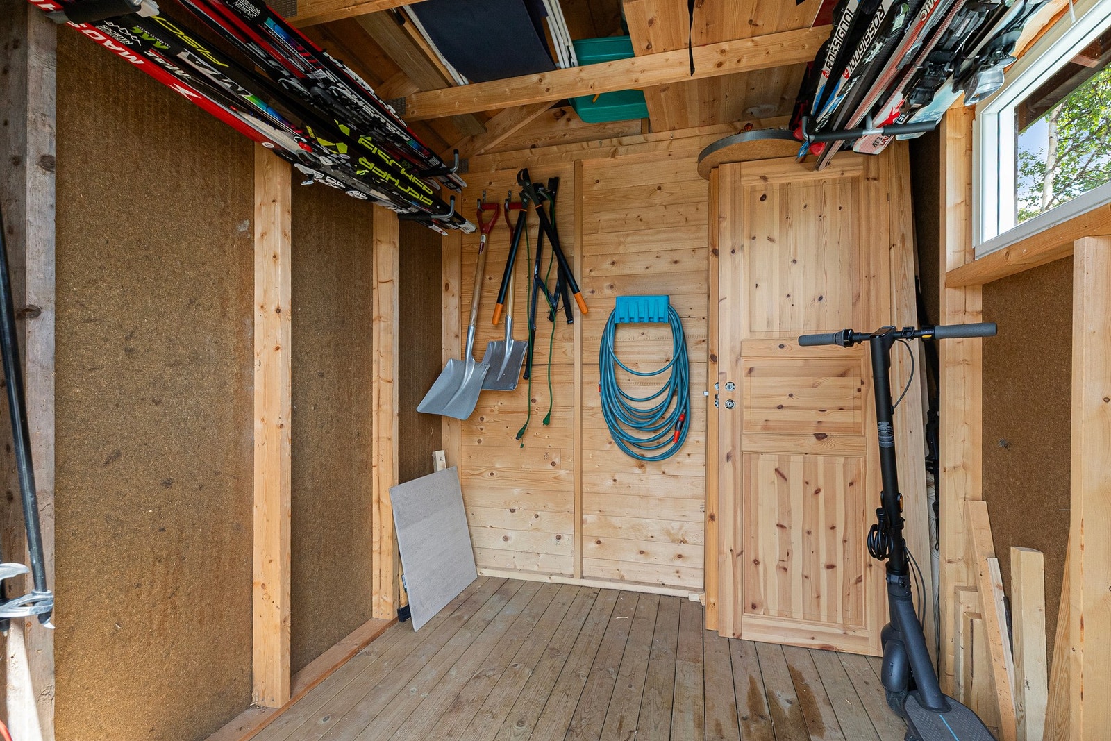 Fra bod i uthus Galleribilde