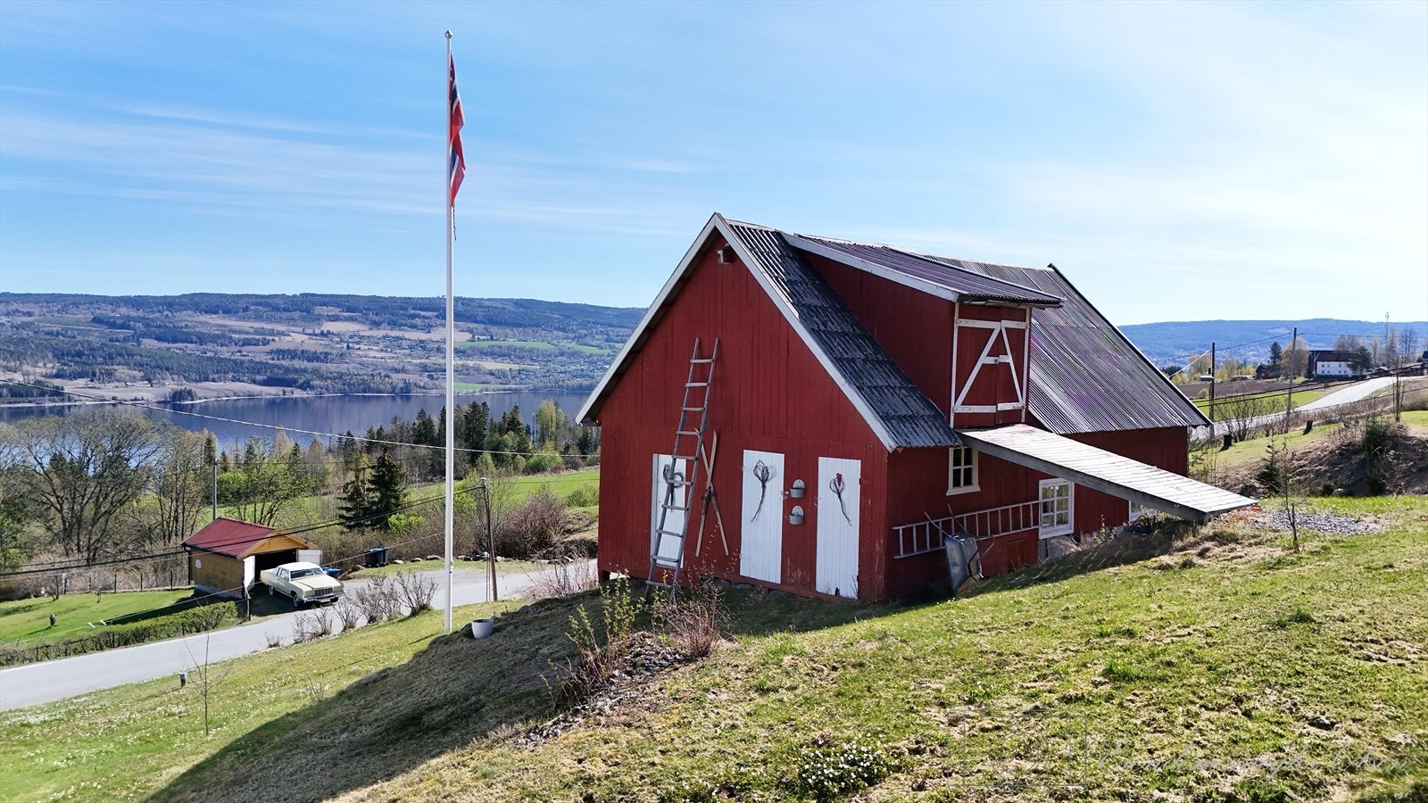 En koselig liten låve med mange muligheter Galleribilde