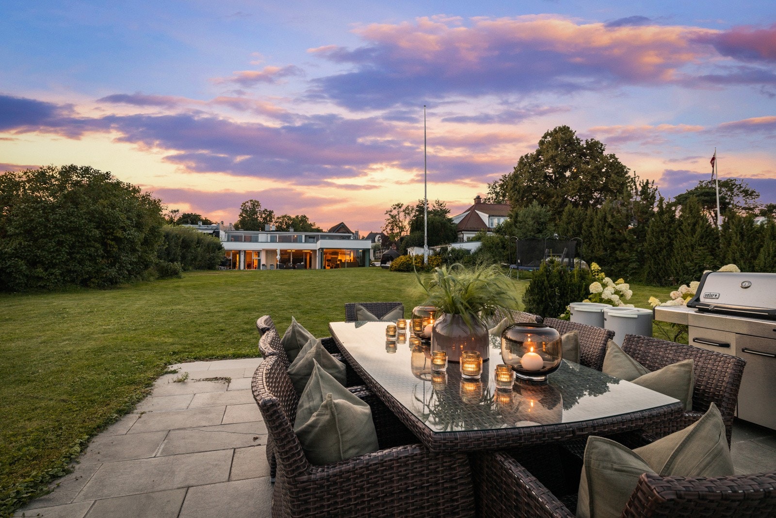 Fantastisk uteområdet, perfekt for sammenkomster på sene sommerkvelder. Galleribilde