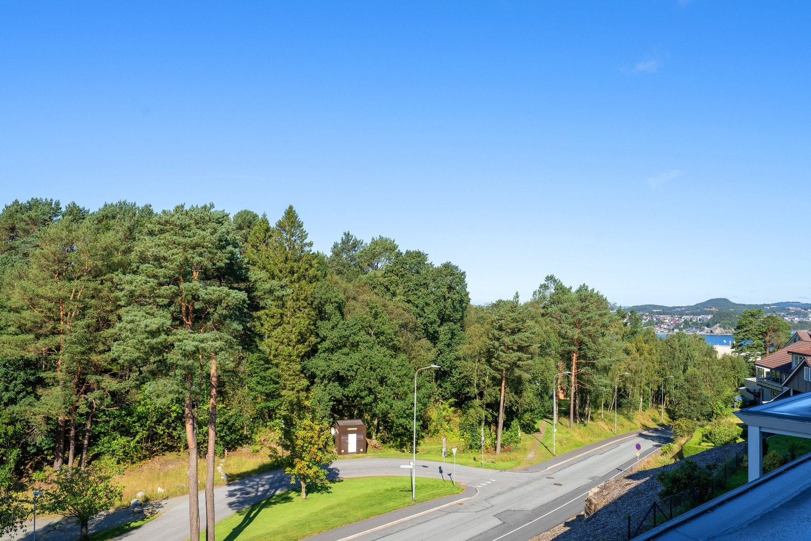 Flott utsikt mot Gandsfjorden. Galleribilde