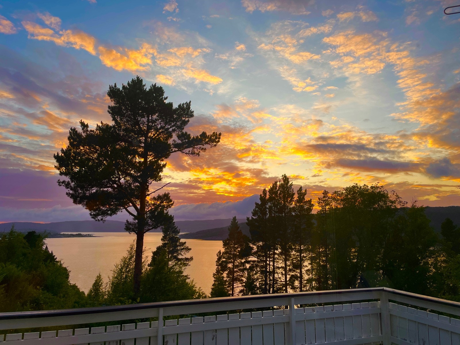 Utsikt utover fjorden! - selgers egne bilder Galleribilde