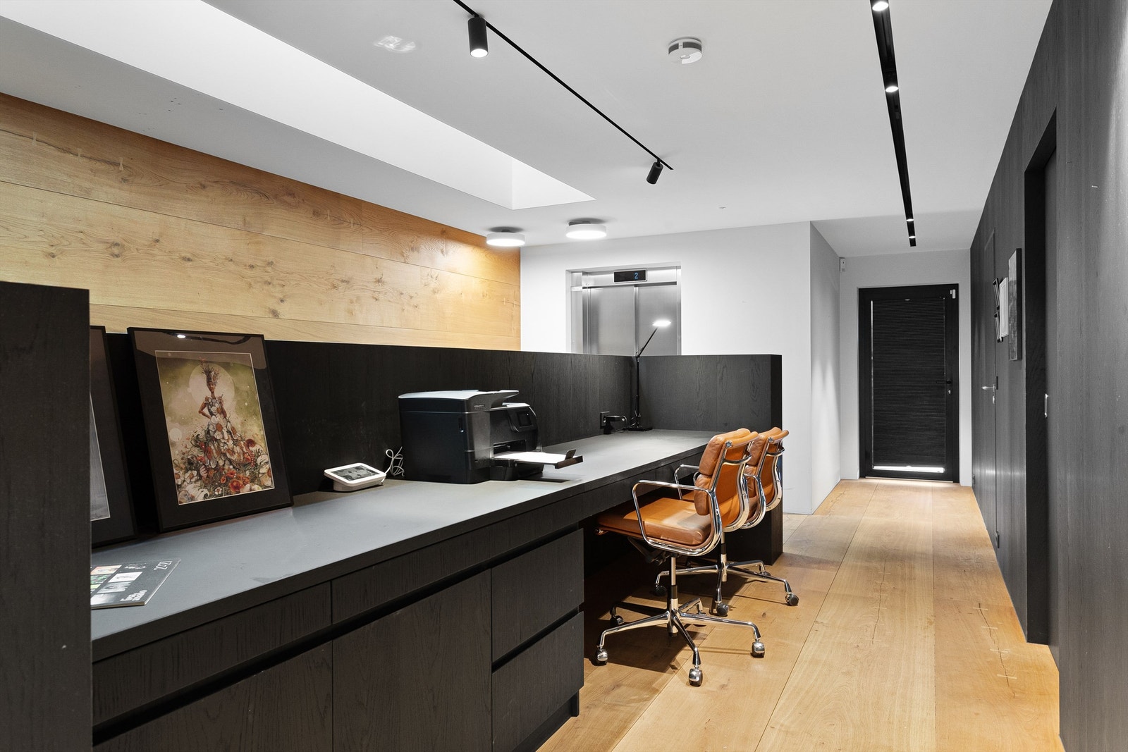 Gang med utgang til takterrasse Galleribilde