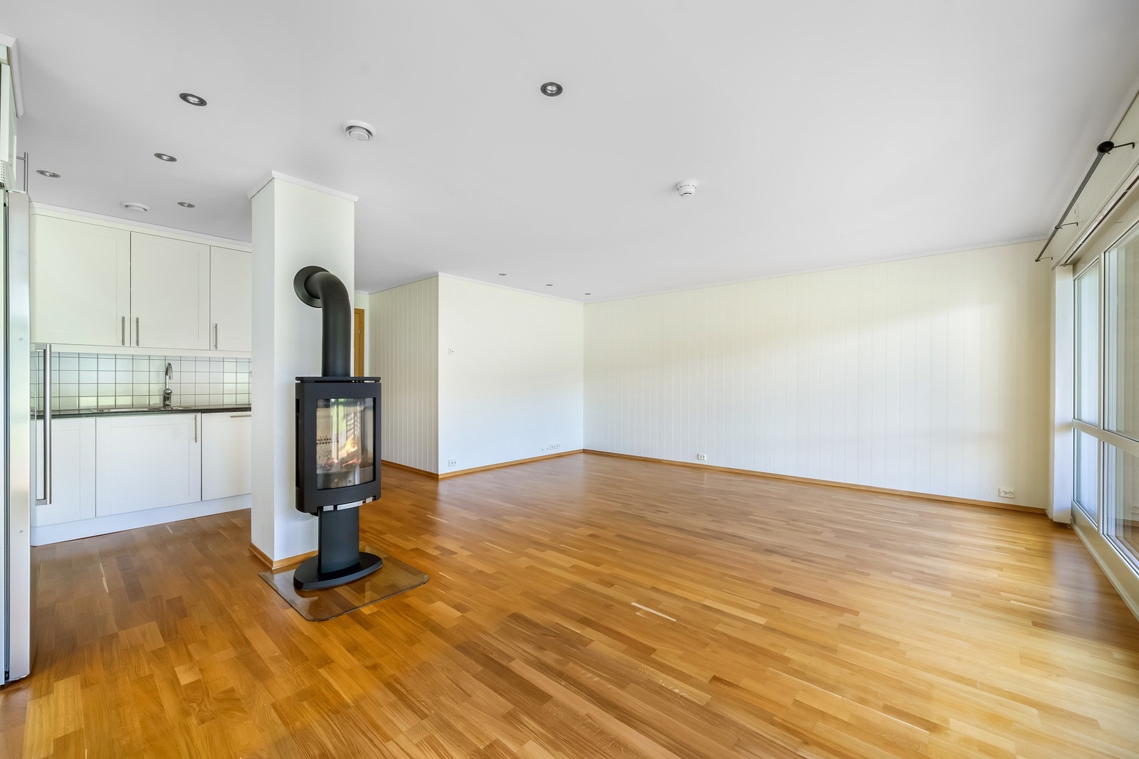 Gulvet er belagt med parkett og har gulvvarme. Galleribilde