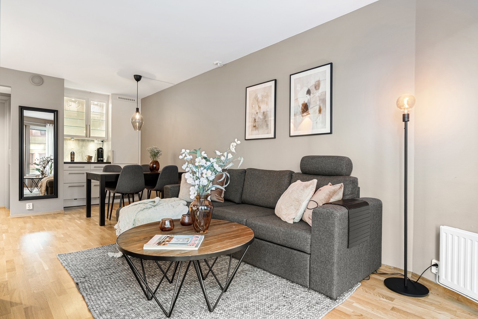 Boligen har balansert ventilasjon som gir et behagelig inneklima. Galleribilde