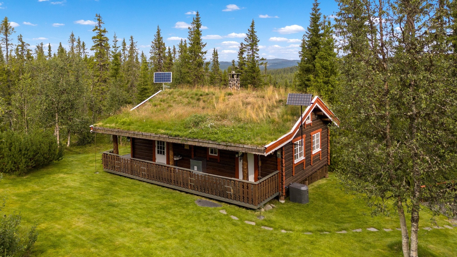 Eiendommen ligger i enden av Teinvassåsen ca. 890 moh Galleribilde