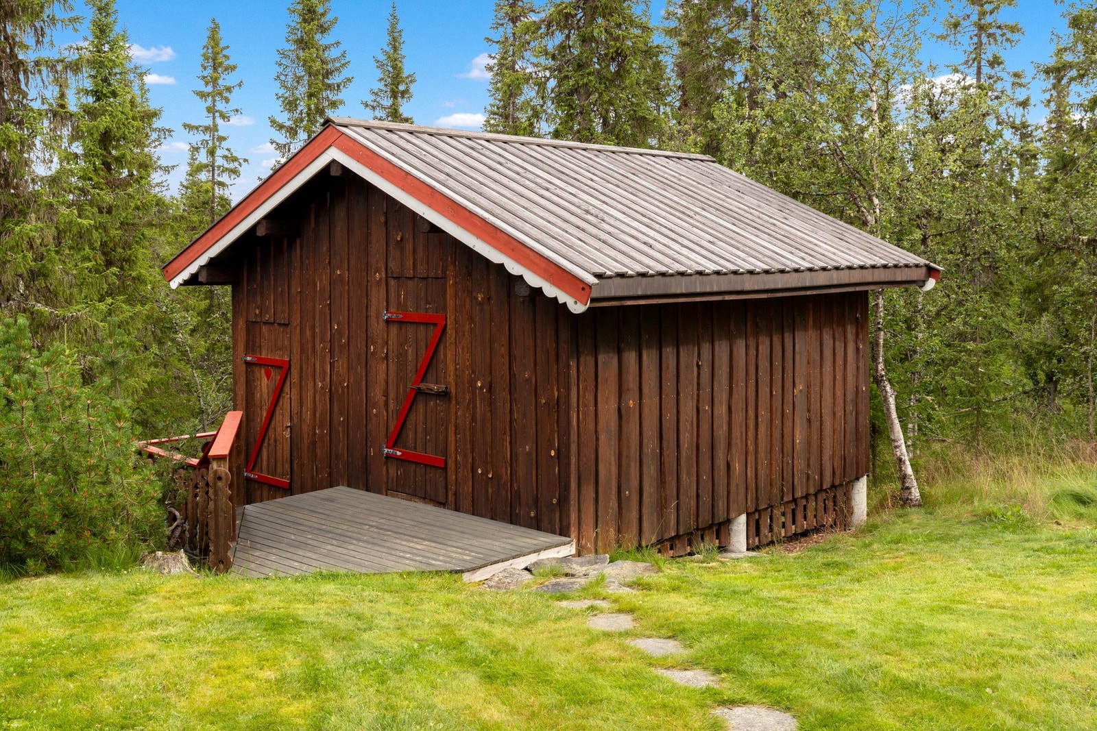 Uthuset ble bygd i 1987. Galleribilde