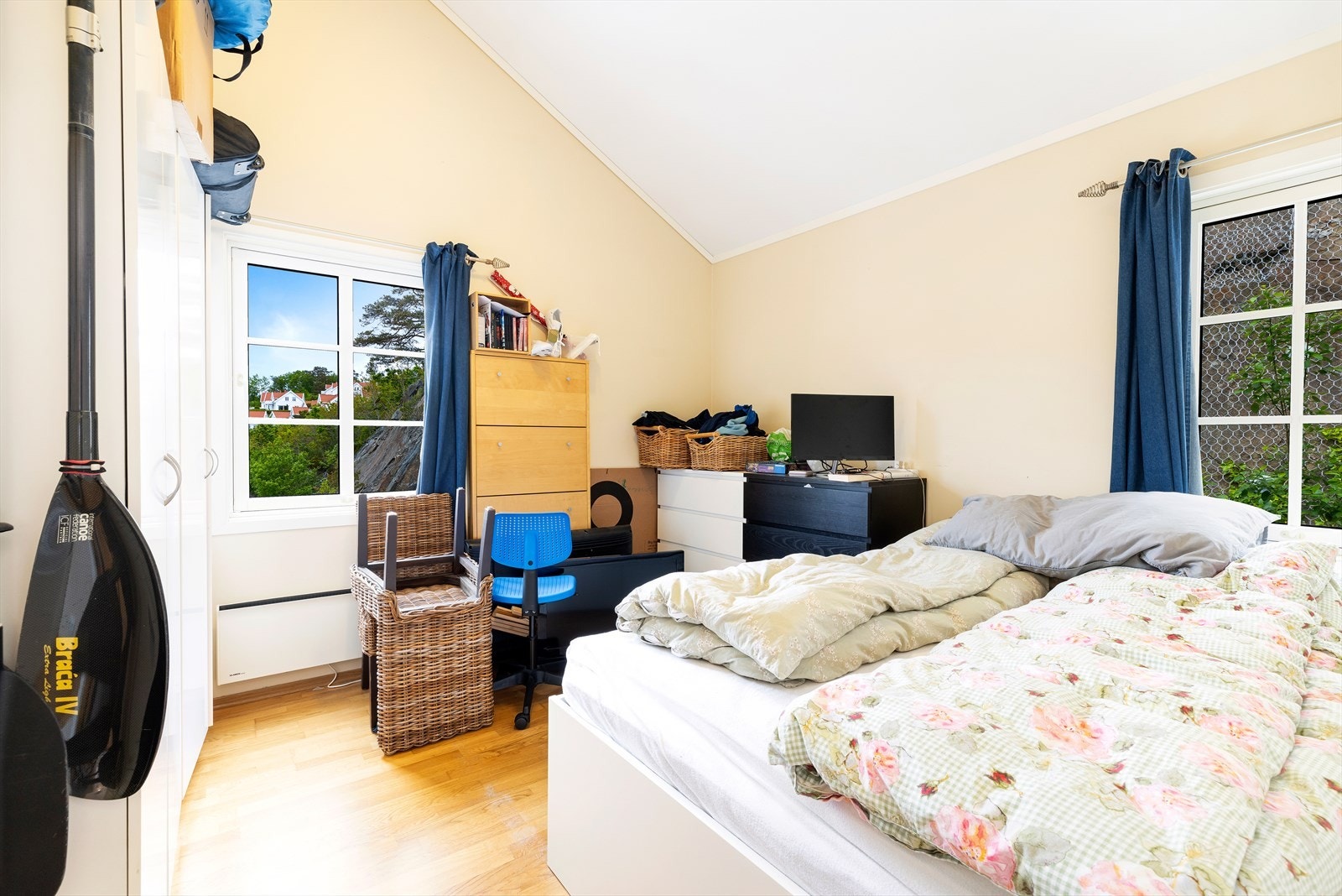 Hovedsoverom med plass til klesskap. Galleribilde