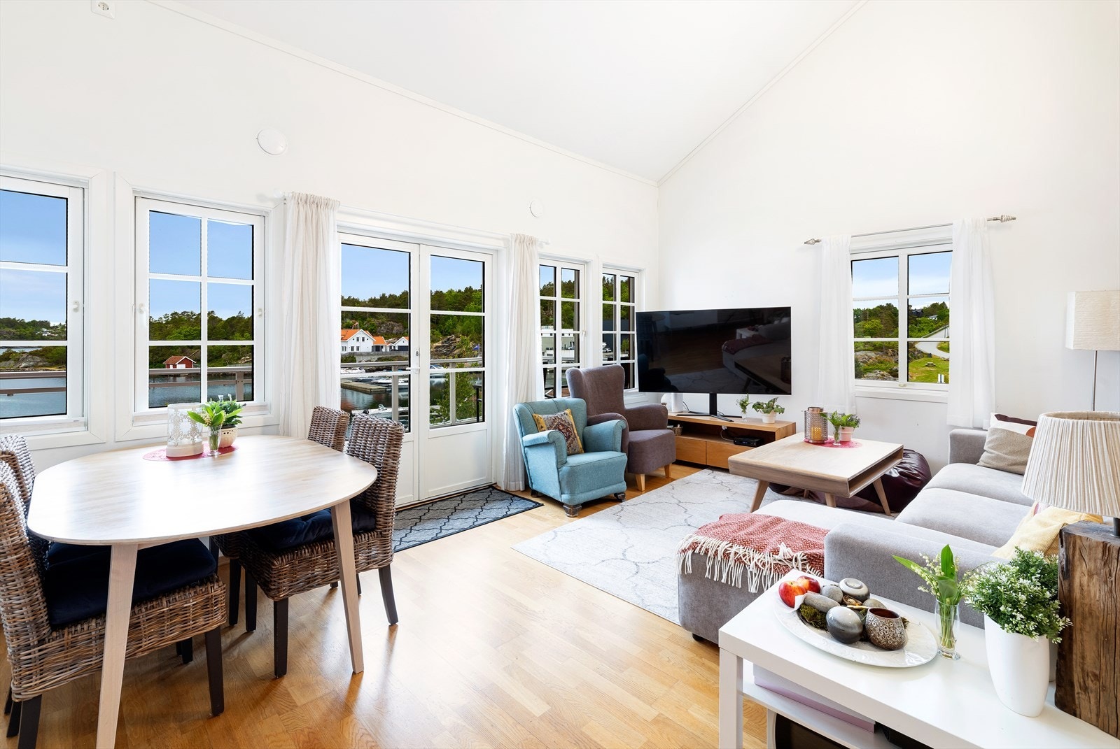 Nydelig utsikt fra stue! Galleribilde