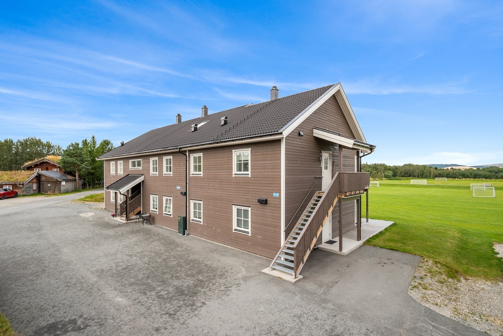 Leiligheten er en del av sameiet Røros Park som ble ferdigstilt i 2017/2018. Galleribilde