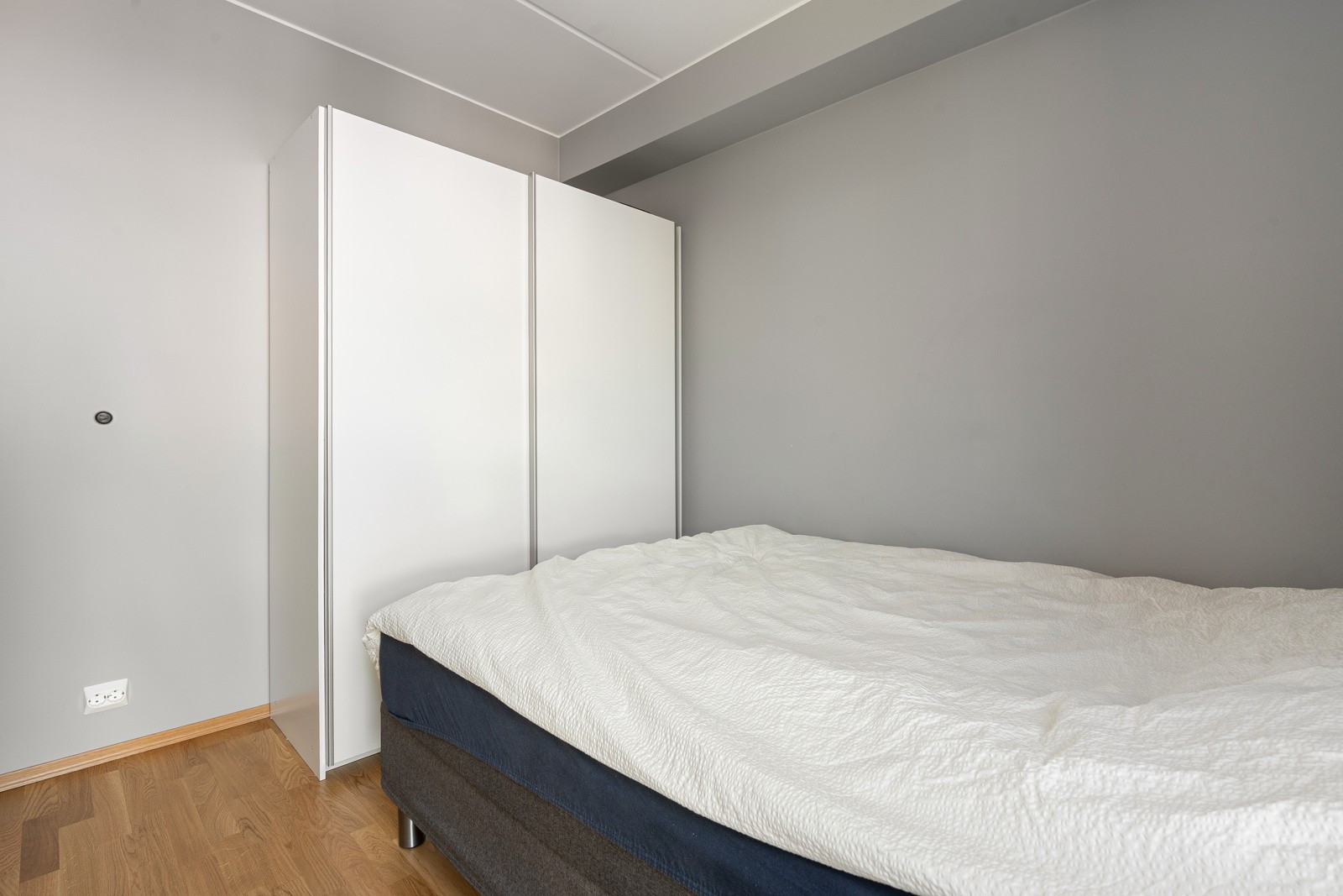 Garderobe på soverom.