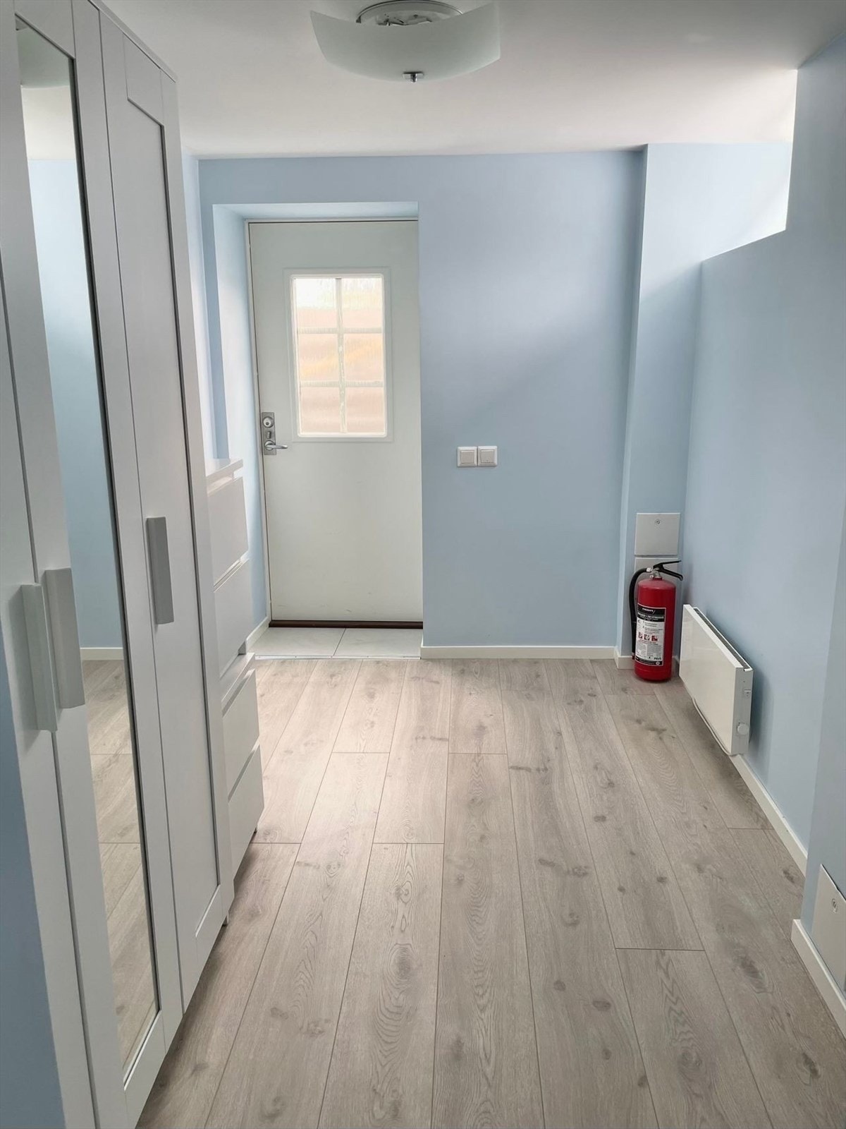 Entré i kjeller Galleribilde