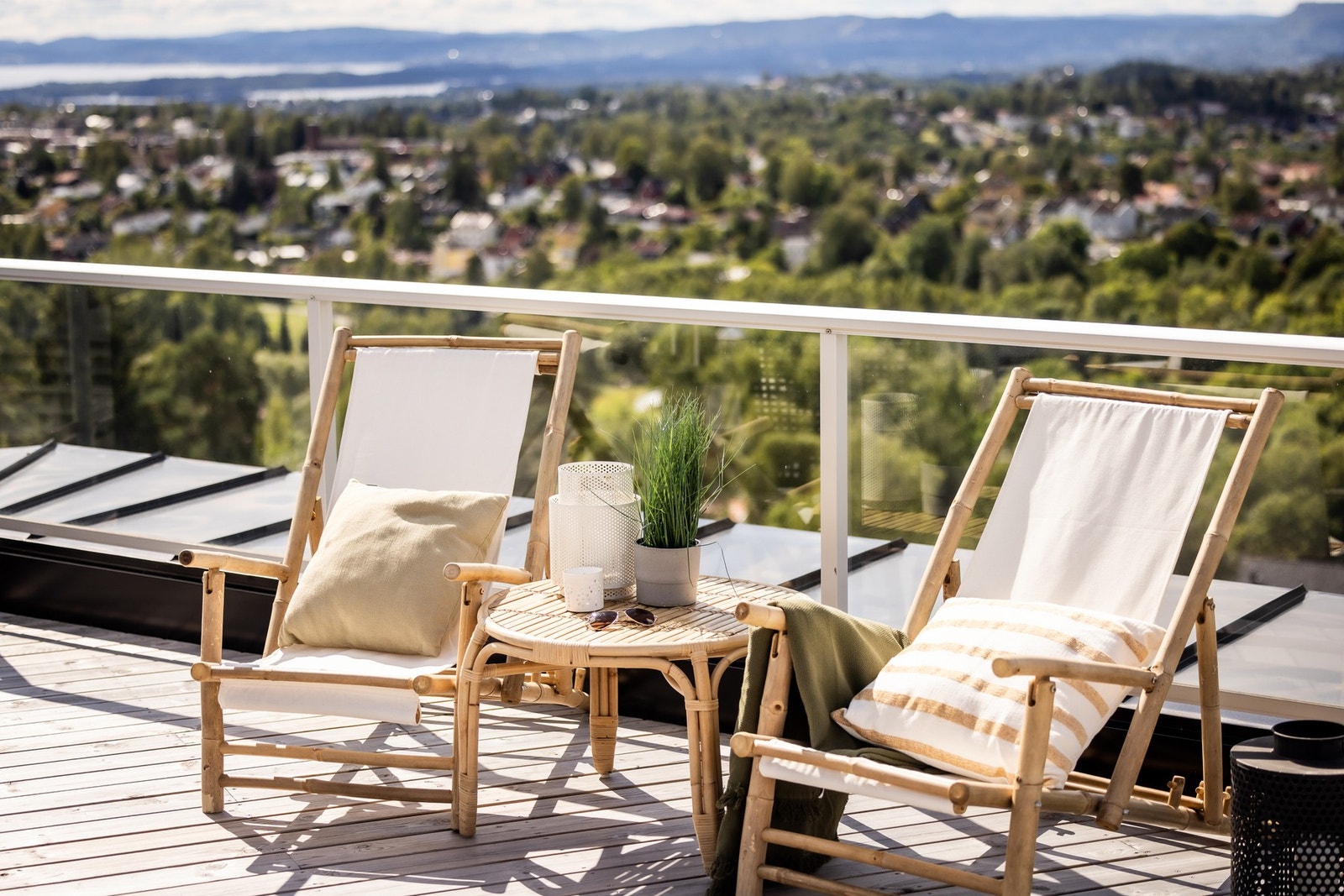 Vidstrakt utsikt og optimale solforhold. Galleribilde