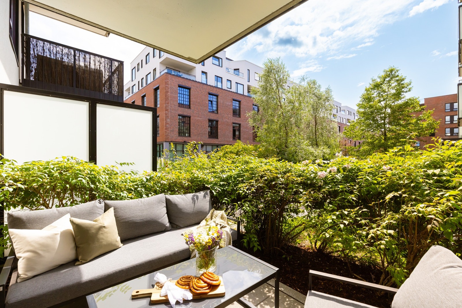 Dette er stedet å nyte solfylte sommerdager og sommerkvelder i hyggelige lag! Galleribilde