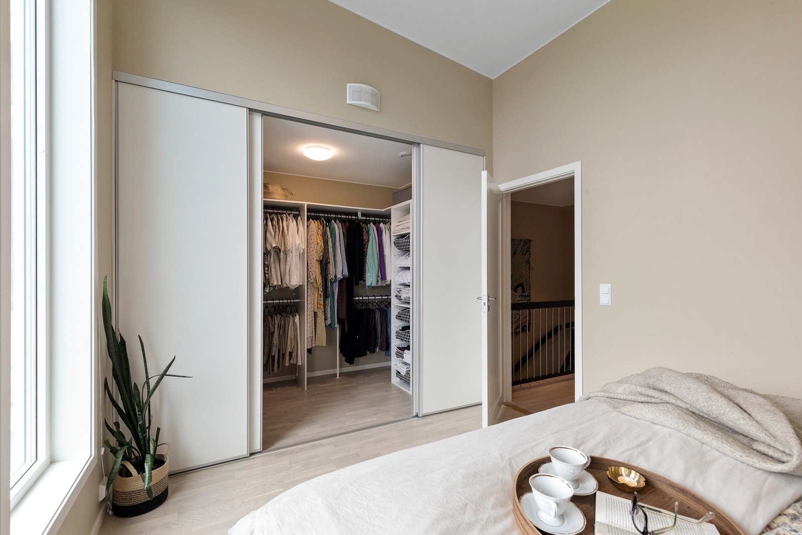 Hovedsoverommet kan har egen walk-in på 4,7 kvm. Galleribilde