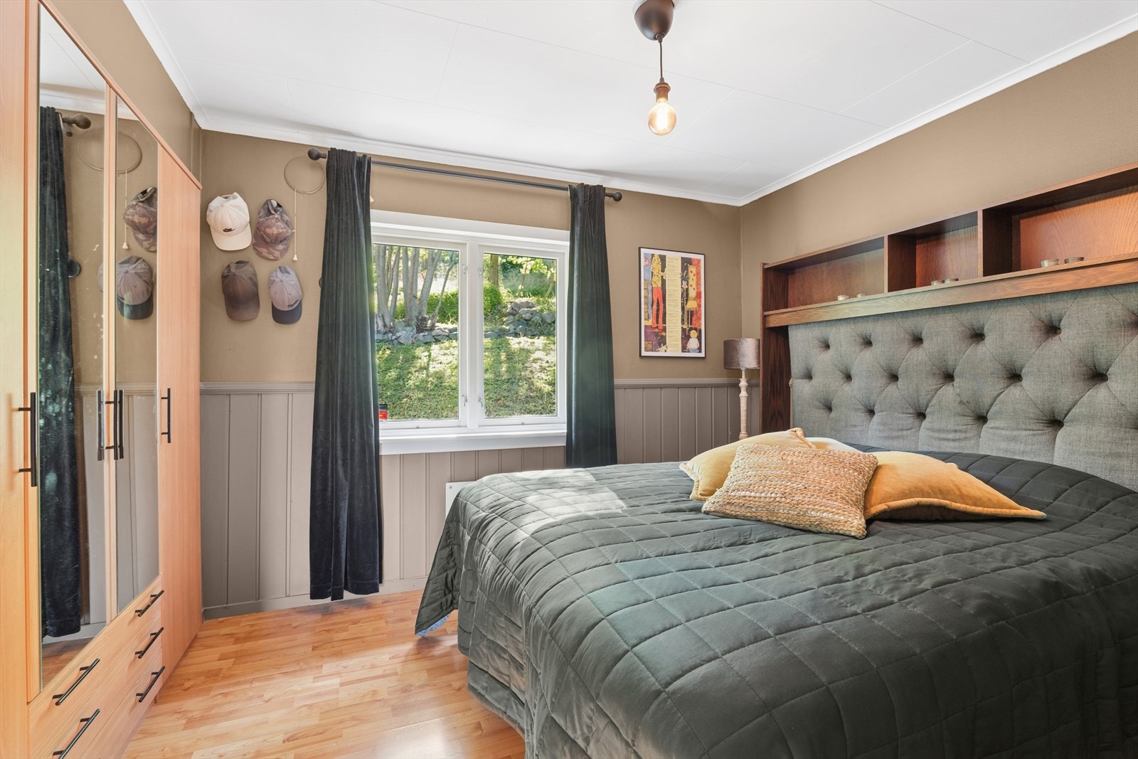 Her er også plass for gode garderobeløsninger. Galleribilde