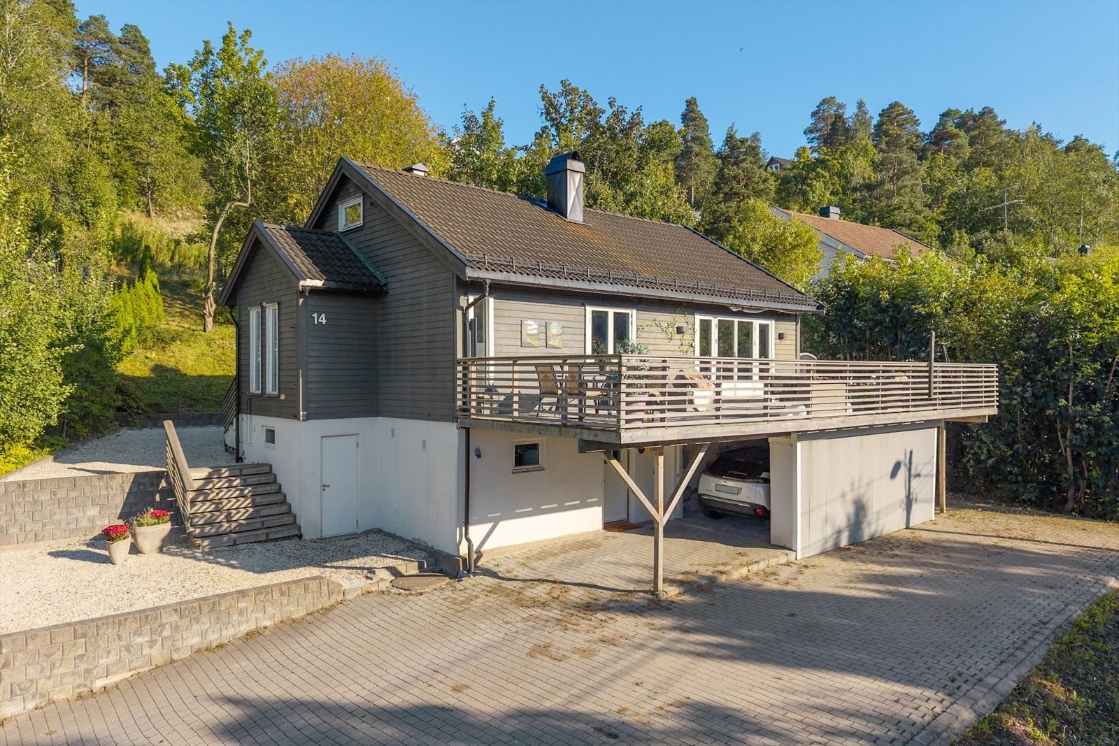 Innholdsrik enebolig i veletablert og barnevennlig område. Galleribilde