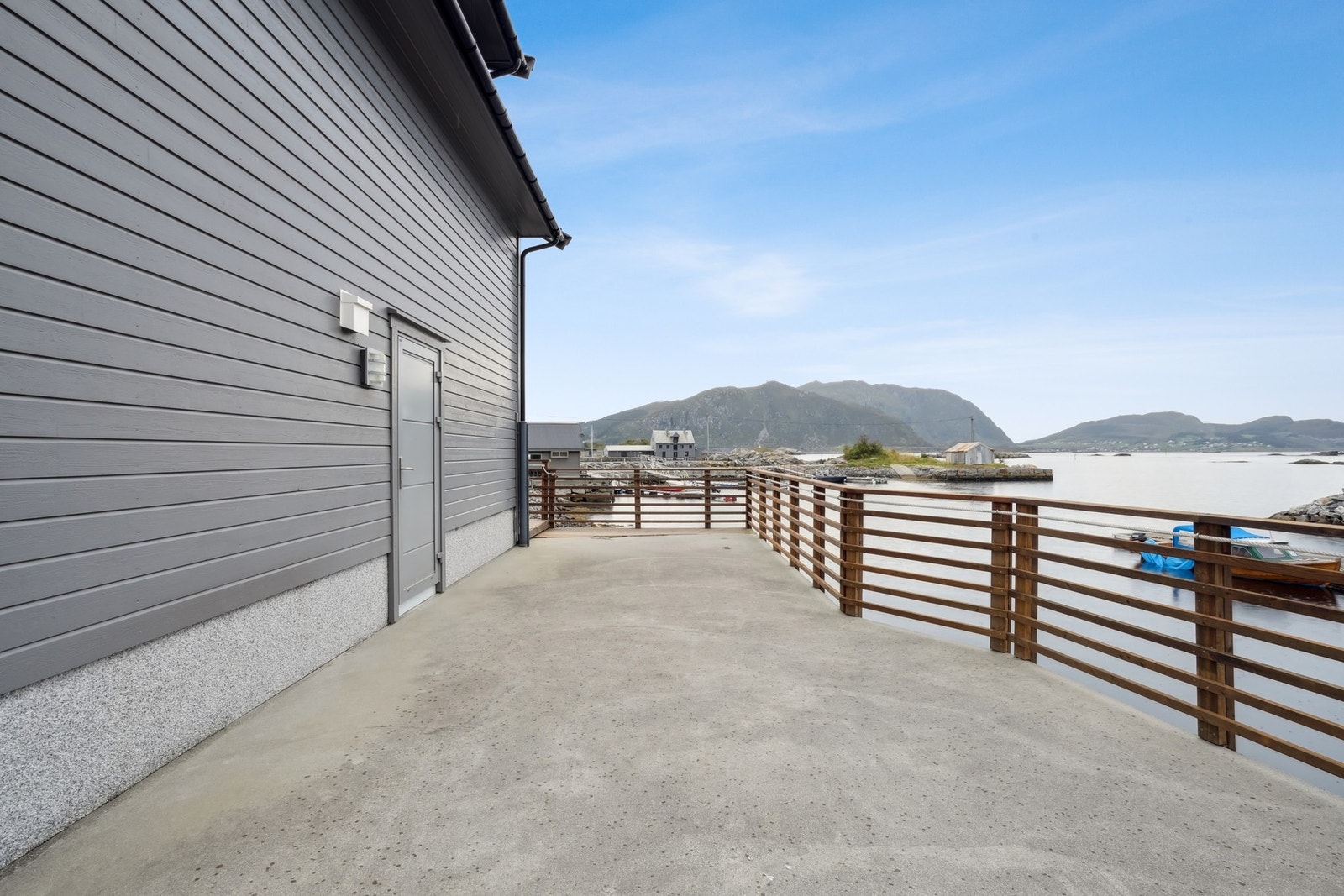 Her er du helt i vannkanten. Galleribilde