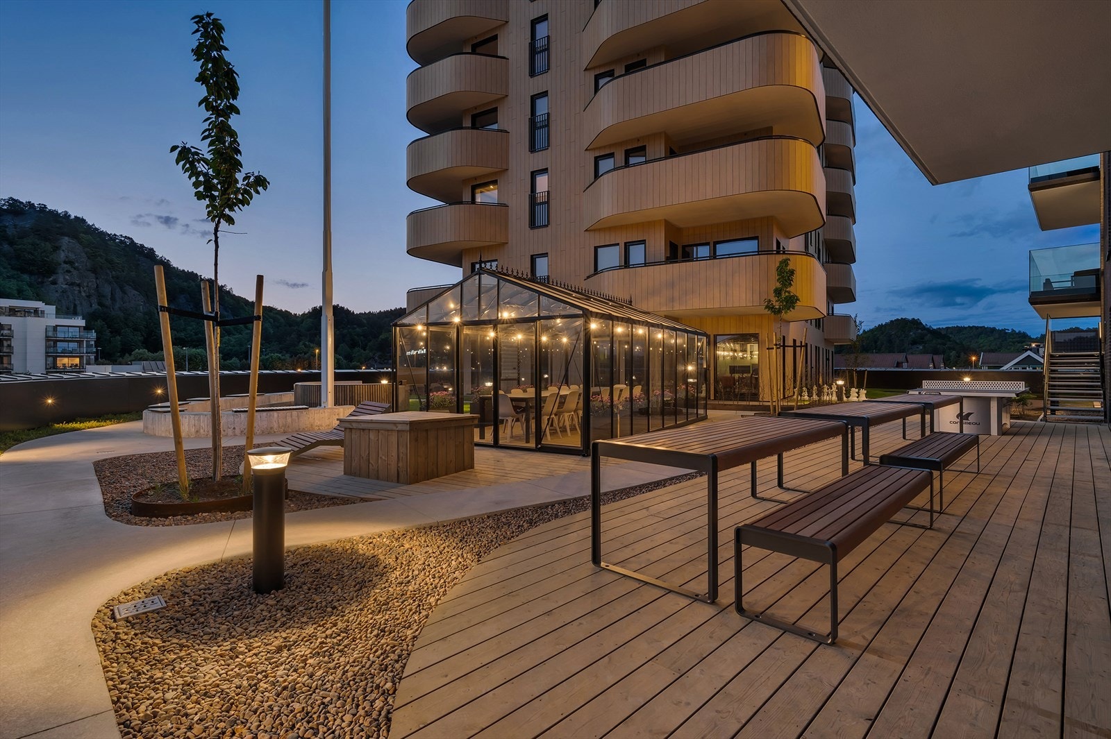 Parkmessig opparbeidet uteområdet i 3. etg. Galleribilde