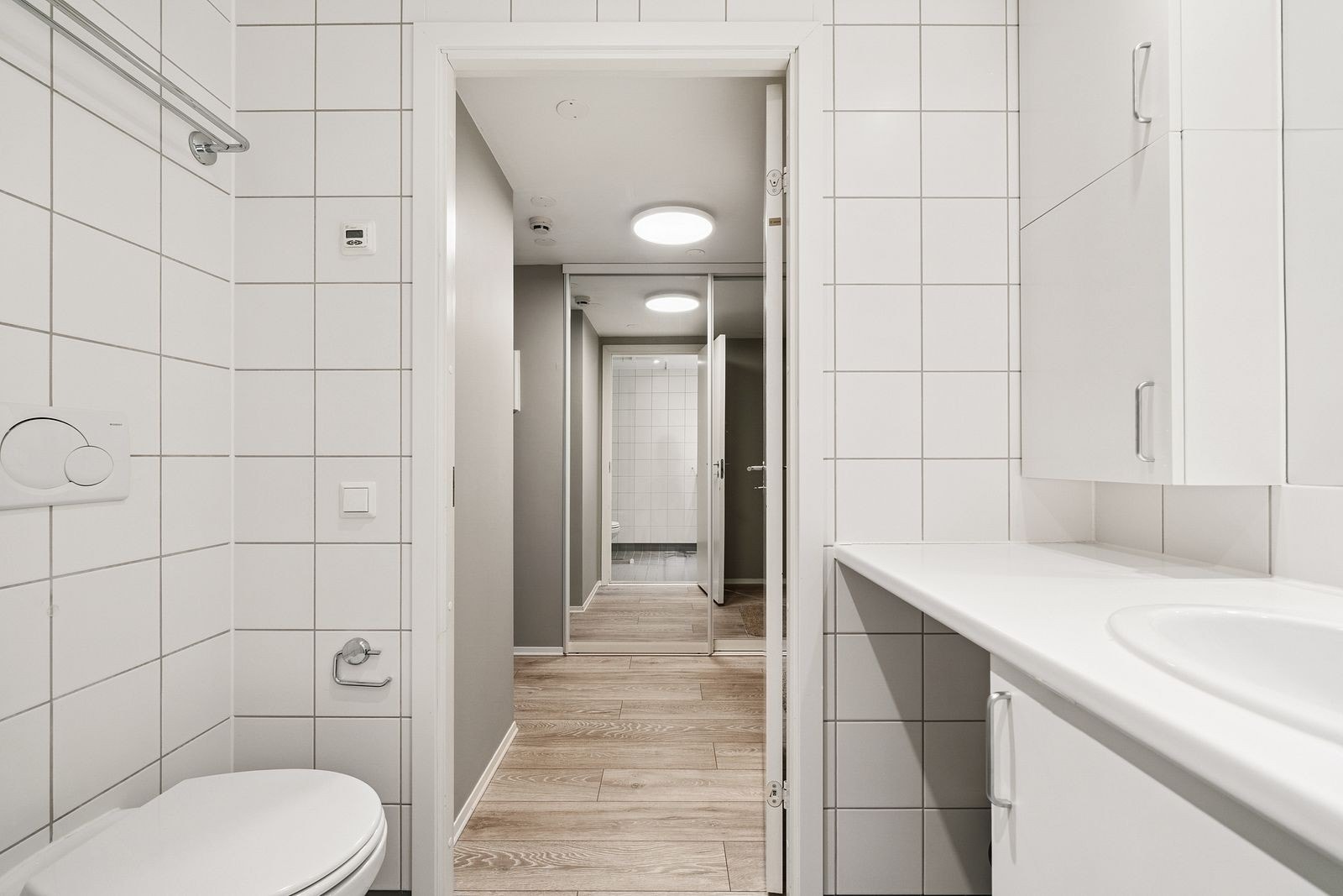 Utgang til entré Galleribilde