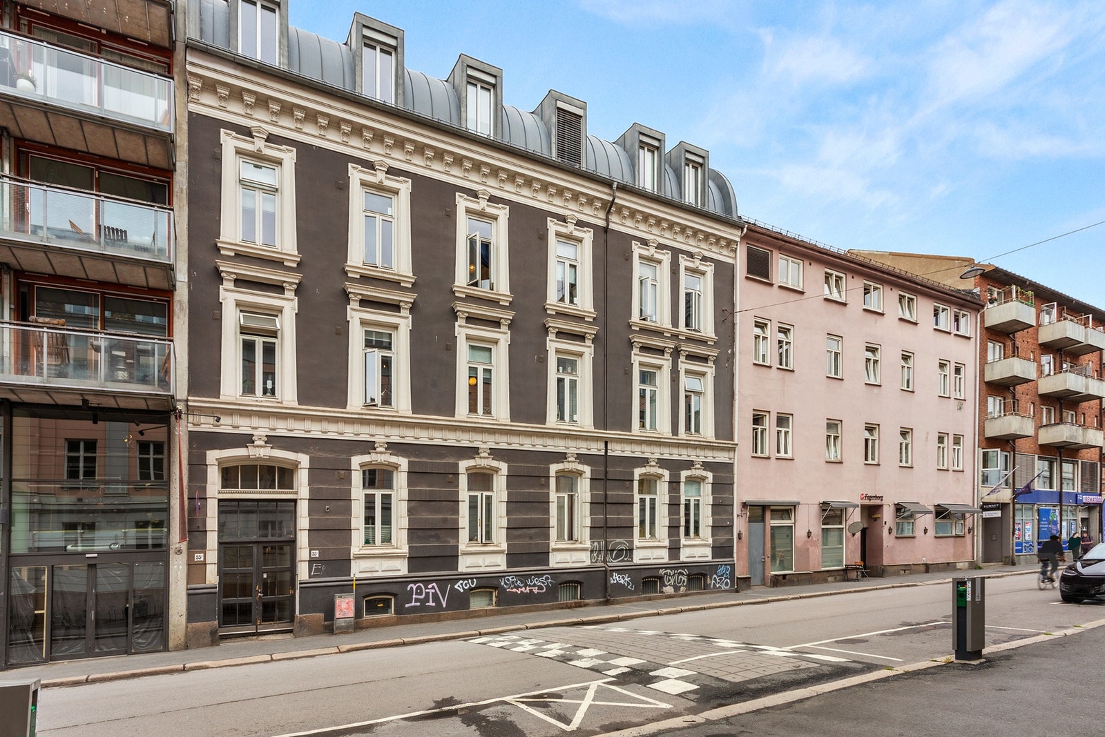 Her bor du i et attraktivt område med kort vei til alt en trenger. Galleribilde