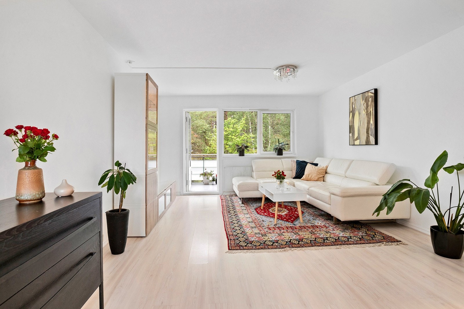 Fra stuen har du utgang til en flott balkong. Galleribilde