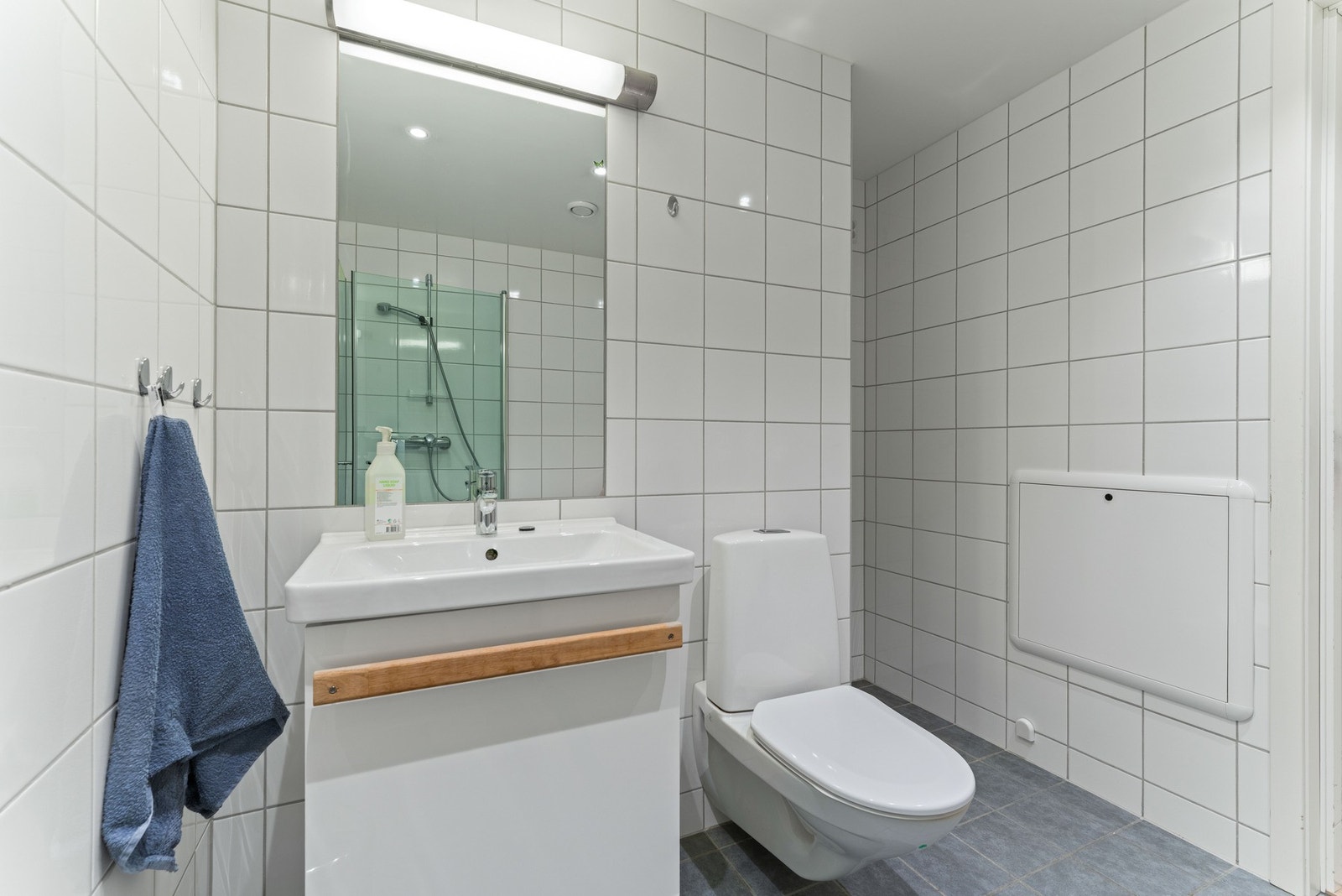 Badet er koblet til balansert ventilasjon. Galleribilde