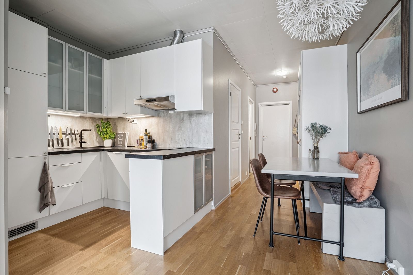 Velkommen til Innherredsveien 61 C - En lekker og moderne 2-roms leilighet i 3. etasje. Galleribilde