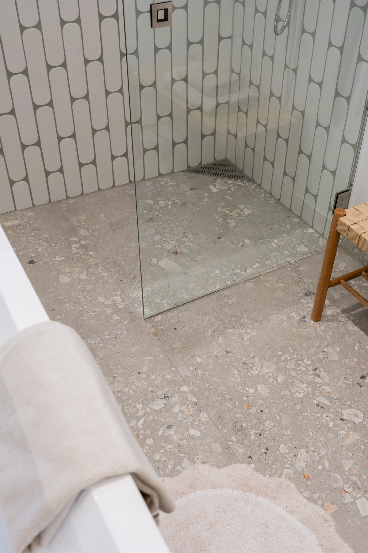 Designfliser fra WOW i dusjsone Galleribilde