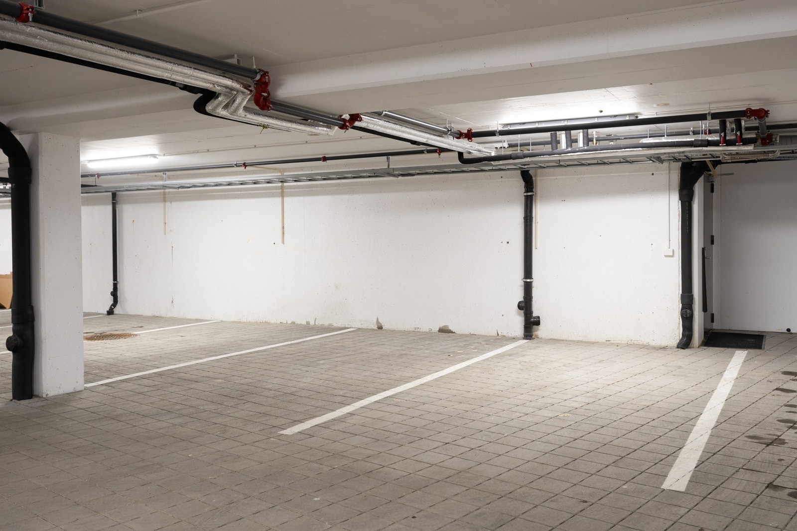 Det medfølger 1 parkeringsplass i garasjeanlegg. Galleribilde