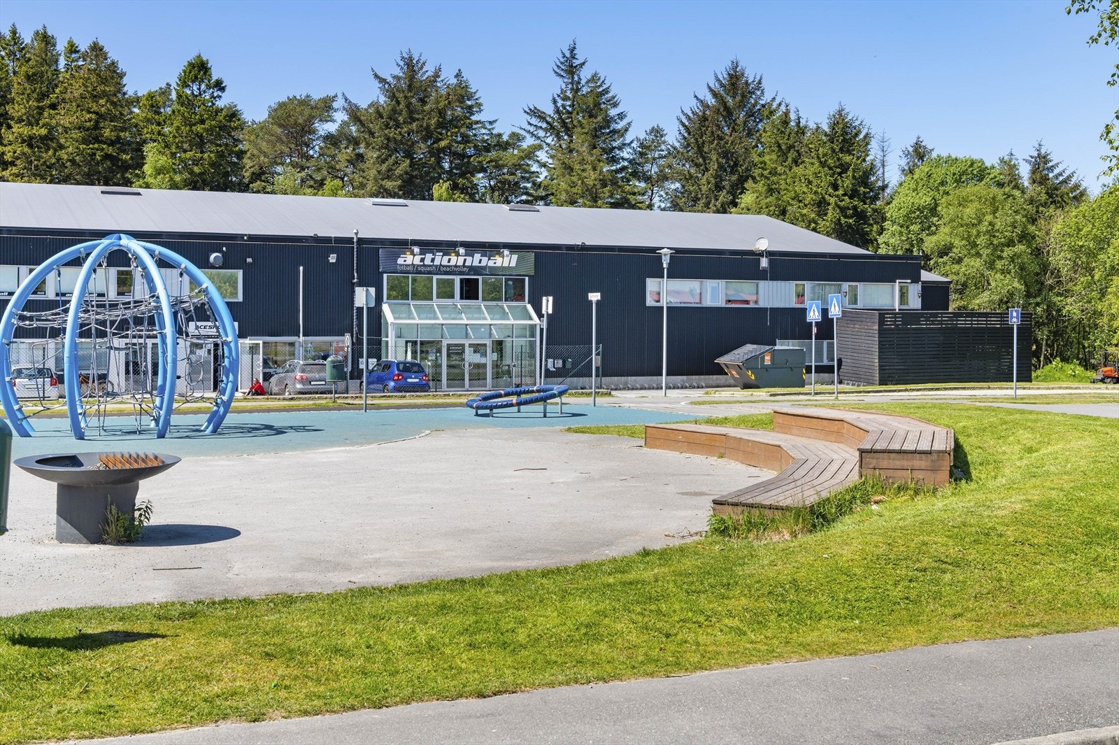 - Kort vei til flere aktiviteter som Actionball - Galleribilde