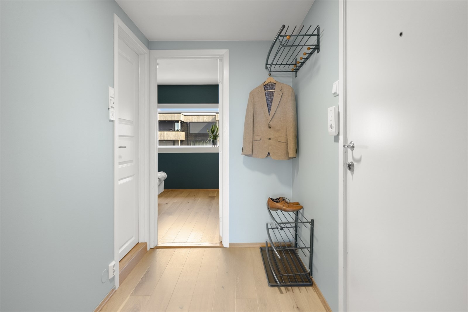 - Her er det adkomst til soverom og bad - Galleribilde