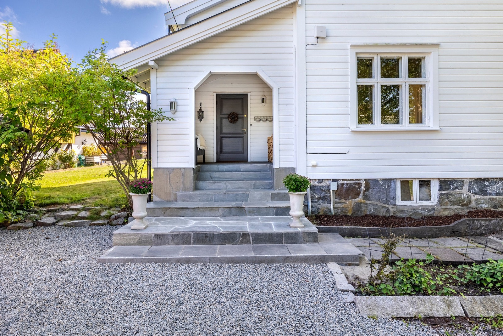 Velkommen inn til en innbydende og klassisk enebolig. Galleribilde