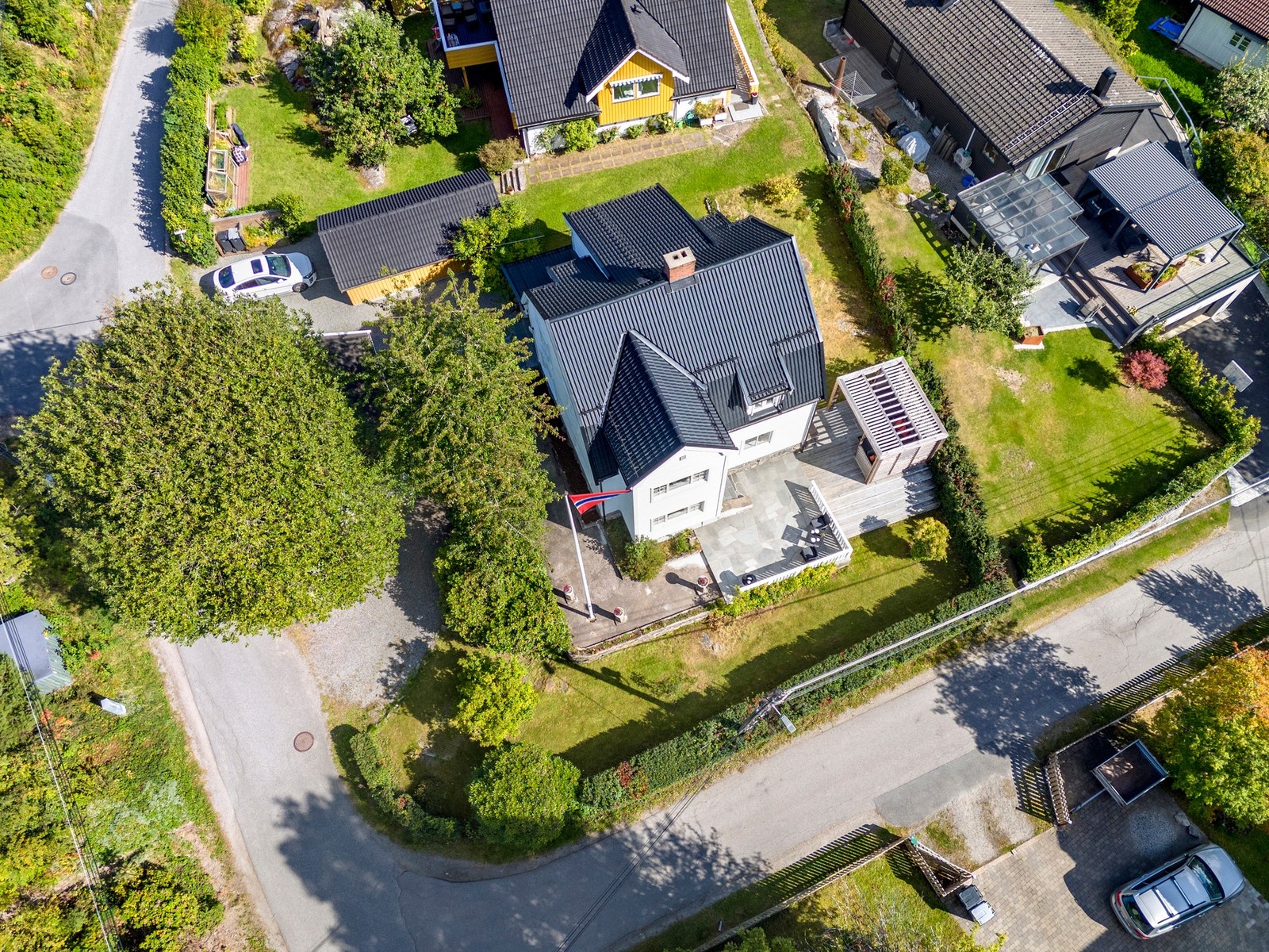 Eiendommen har gode solforhold gjennom hele dagen. Galleribilde