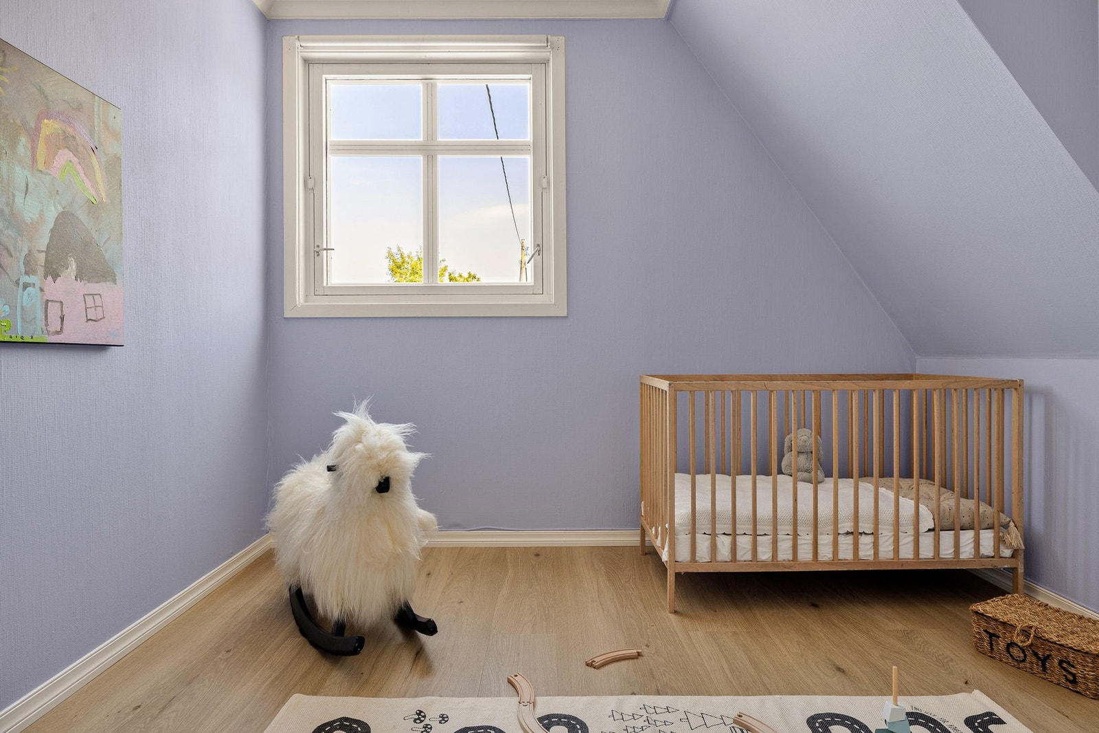 De andre rommene har også god plass til garderobeløsninger. Galleribilde