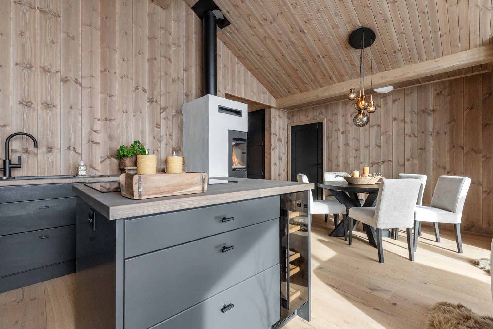 Praktisk kjøkkenøy Galleribilde