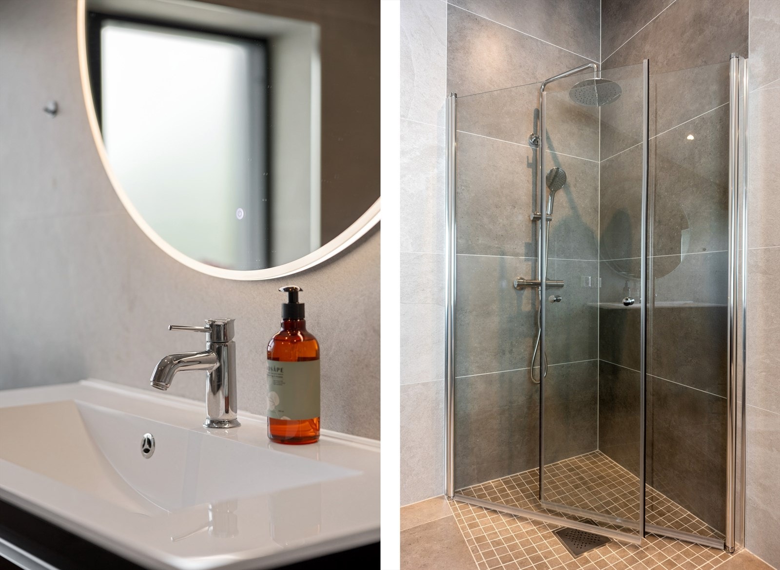 Det er dusjhjørne med innfellbare glassvegger, vegghengt toalett og servantskap med ovenpåliggende servant Galleribilde