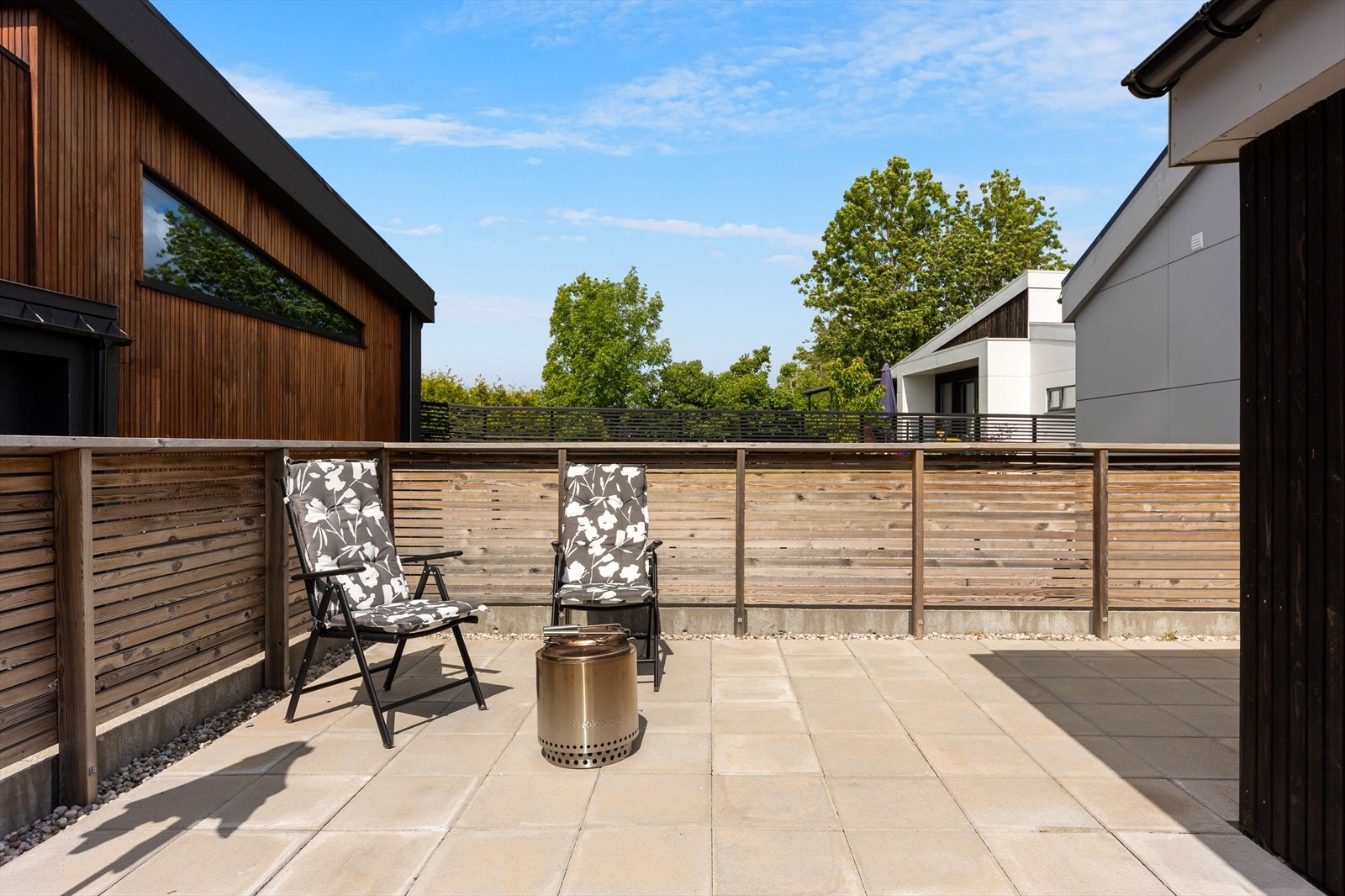 Fyr opp i bålpannen Galleribilde