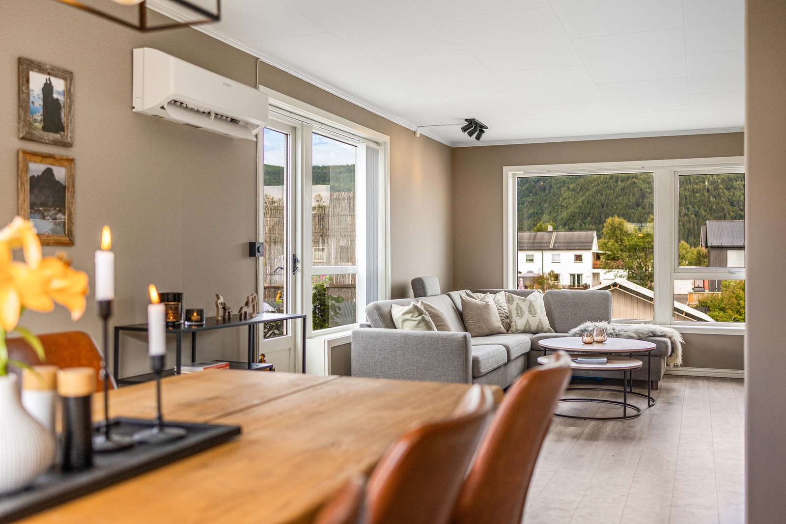 La oss ta turen inn igjen Galleribilde