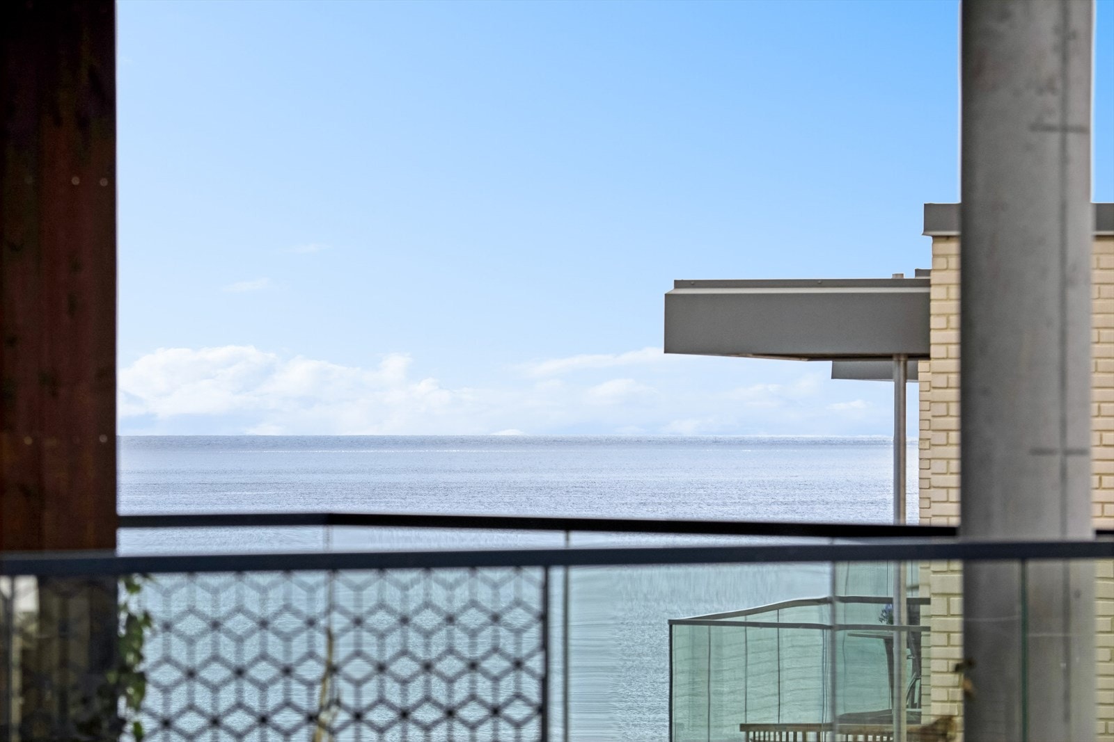 Herfra har du sjøgløtt ut mot horisonten. Galleribilde