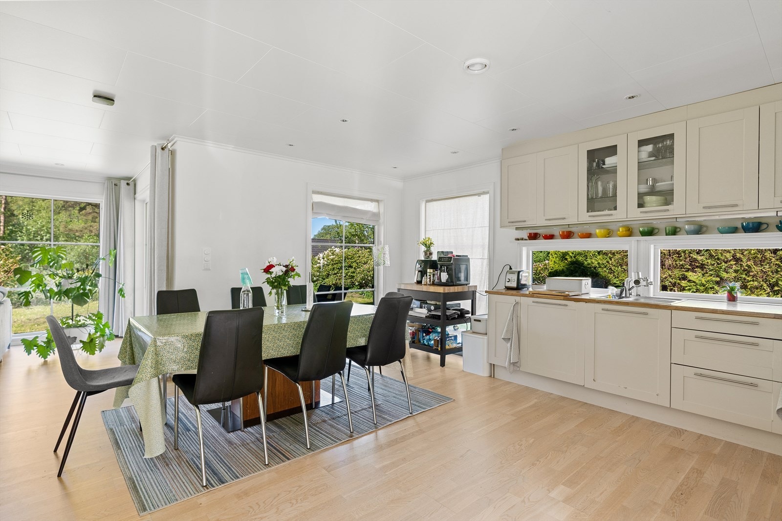 Perfekt til sosiale sammenkomster med familie og venner Galleribilde