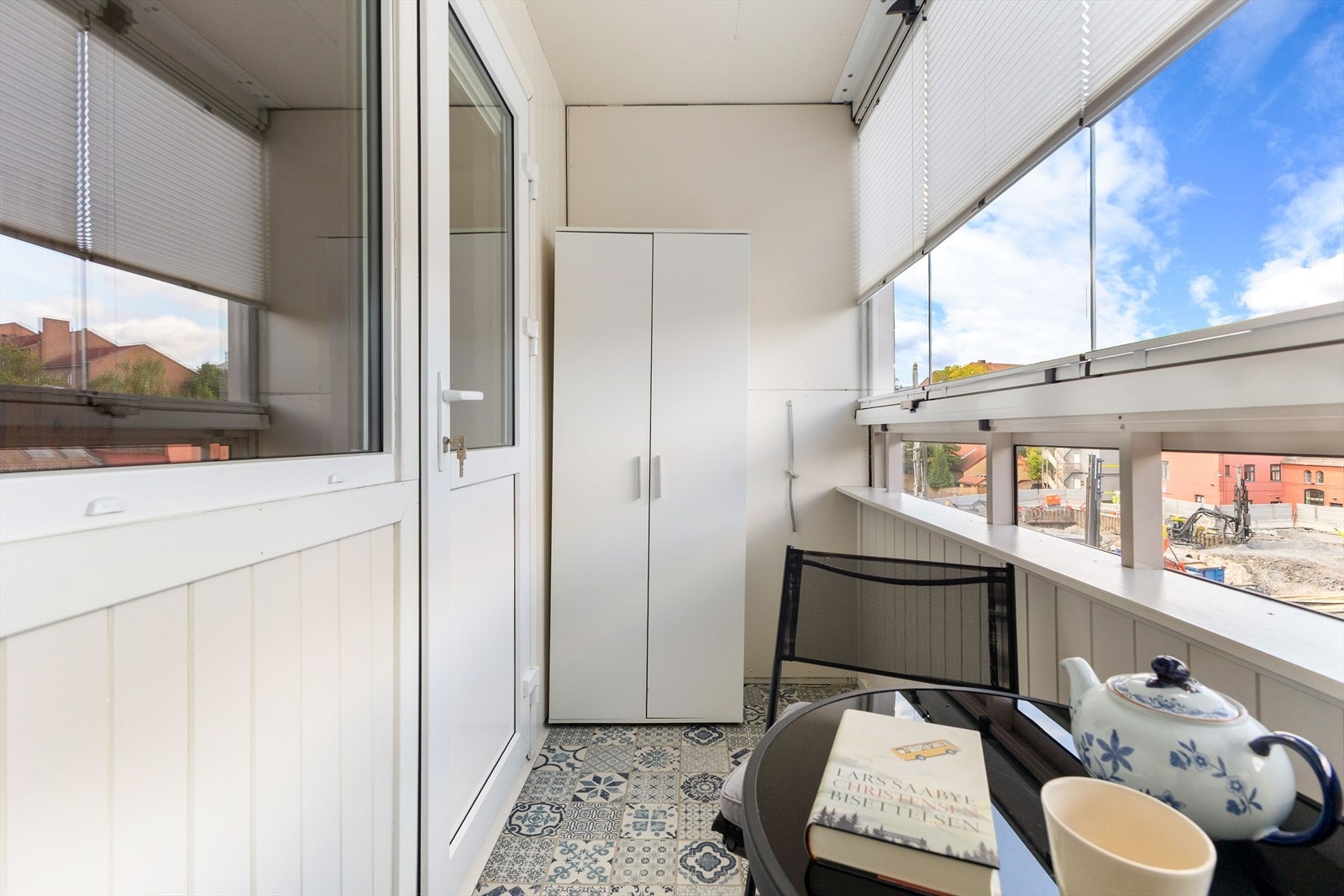 Her kan morgenen nytes med en kopp kaffe! Galleribilde